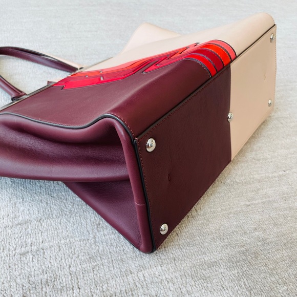 🔥Host Pick🔥 Fendi Circuit 3Jours Trapeze Tote - Picture 12 of 14